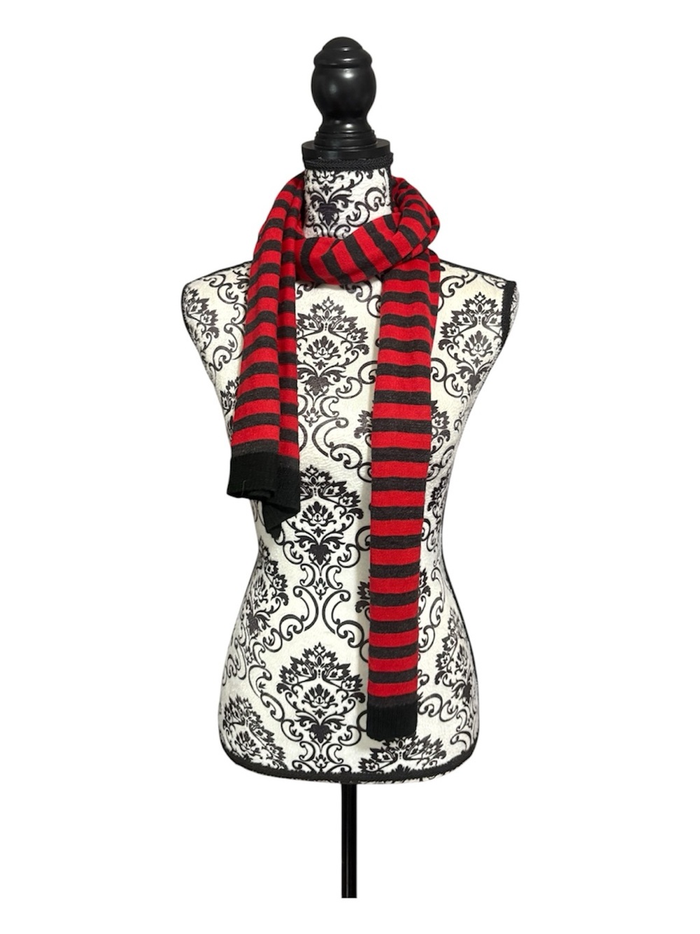 LEVI’S Vintage Striped Red and Black Knit Scarf